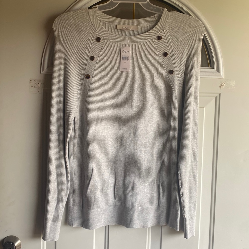 NWT Loft brand long sleeved grey sweater with gold button accents. Size XL